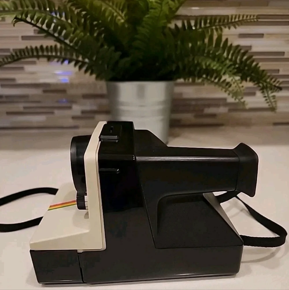 Polaroid this item